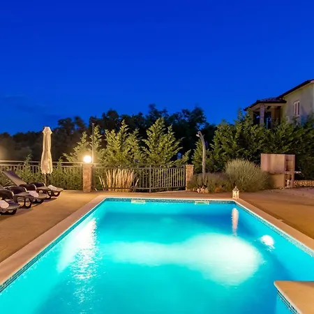 Maumarin - Holiday Retreat With Panoramic View Villa