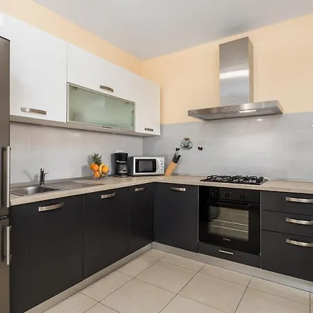 Maumarin - Holiday Retreat With Panoramic View Labin