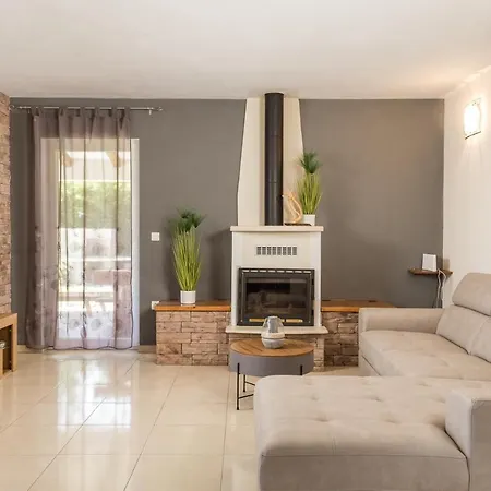 Maumarin - Holiday Retreat With Panoramic View Villa Labin