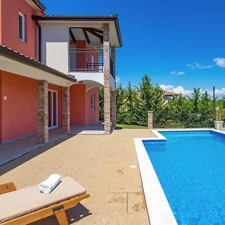Villa Maumarin - Holiday Retreat With Panoramic View Labin