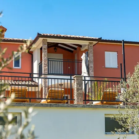 Villa Maumarin - Holiday Retreat With Panoramic View *