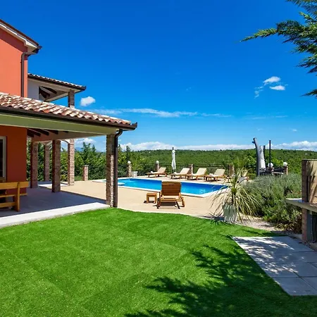 Maumarin - Holiday Retreat With Panoramic View Labin